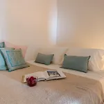 Cleo's Dream Oia