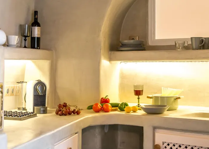 Cleo's Dream Daire Oia