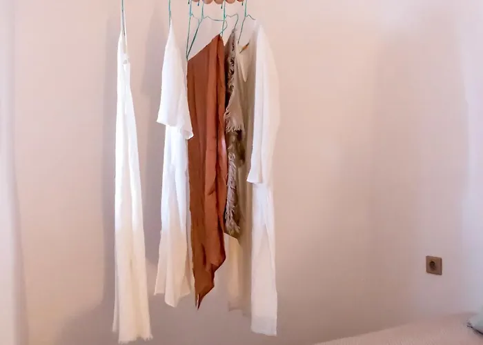 Cleo's Dream Daire *