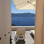 Cleo's Dream * Oia (Santorini)