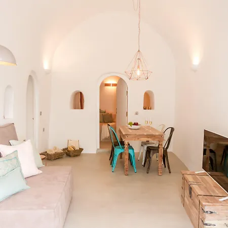 Cleo's Dream Apartment *