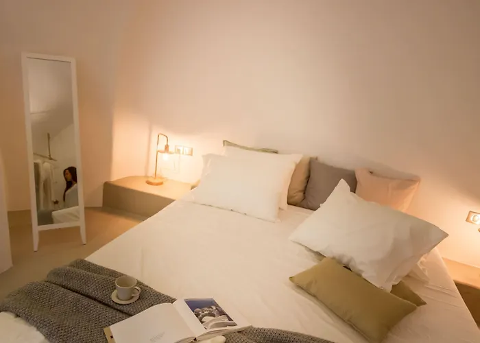 Cleo's Dream * Oia (Santorini)